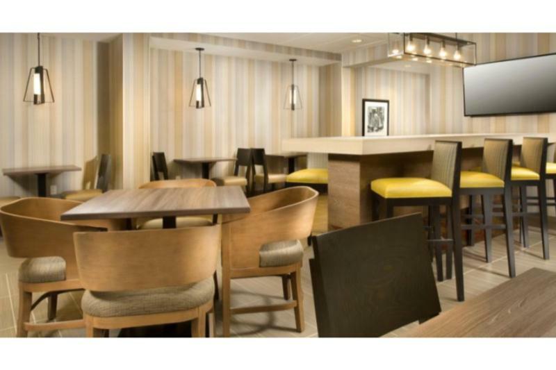 Holiday Inn Express Boston North-Woburn By Ihg Exteriör bild