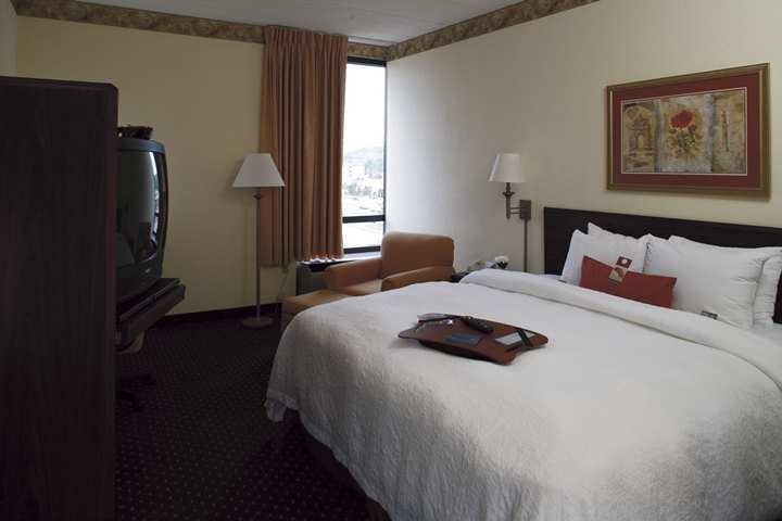 Holiday Inn Express Boston North-Woburn By Ihg Exteriör bild